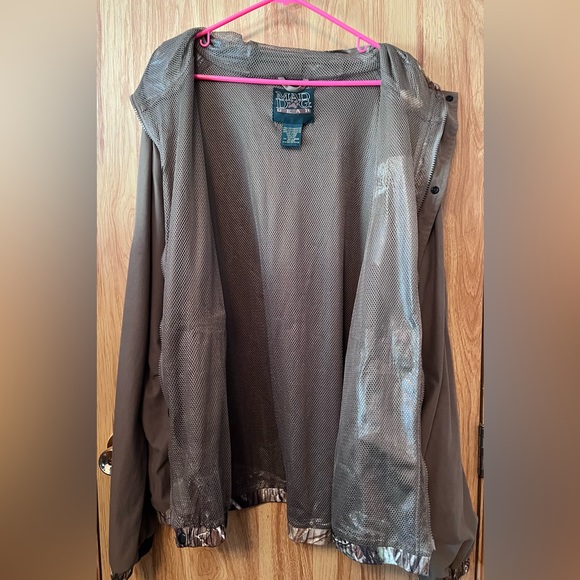 Mad Dog Gear Light Hooded Jacket - Picture 3 of 8